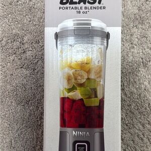 Ninja Portable Blender with Gray and Clear Design